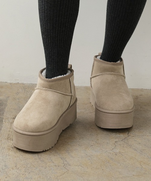 DONOBAN(ドノバン)の「厚底ミニ丈ムートンブーツ(ブーツ・レディース・ベージュ/アイボリー/ブラック/キャメル・LL/M/S/L)」の6枚目の写真