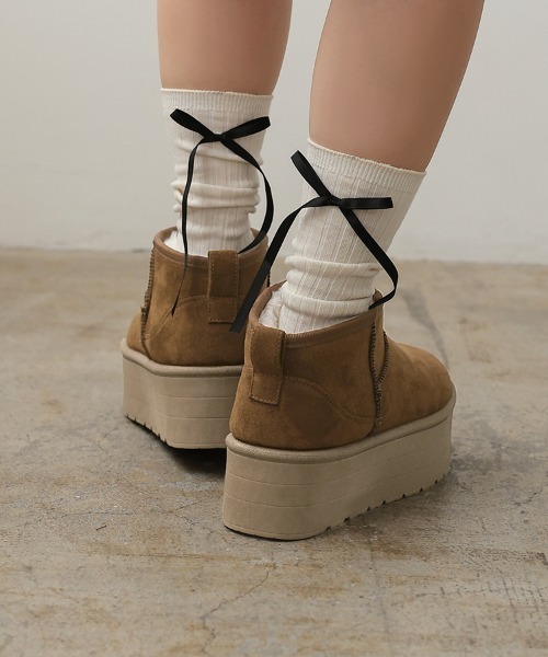 DONOBAN(ドノバン)の「厚底ミニ丈ムートンブーツ(ブーツ・レディース・ベージュ/アイボリー/ブラック/キャメル・LL/M/S/L)」の20枚目の写真