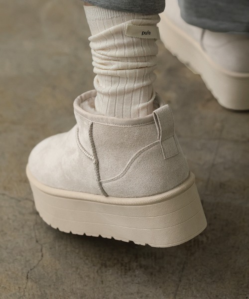 DONOBAN(ドノバン)の「厚底ミニ丈ムートンブーツ(ブーツ・レディース・ベージュ/アイボリー/ブラック/キャメル・LL/M/S/L)」の9枚目の写真