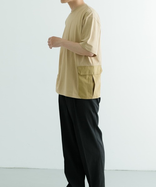 ITEMS URBANRESEARCH（アイテムズ アーバンリサーチ）の「『XLサイズあり』サイドポケットキリカエ クルーネックTシャツ（Tシャツ/カットソー・メンズ・ブラック/チャコールグレー/ベージュ/カーキ・MEDIUM/LARGE/X-LARGE）」の6枚目の写真