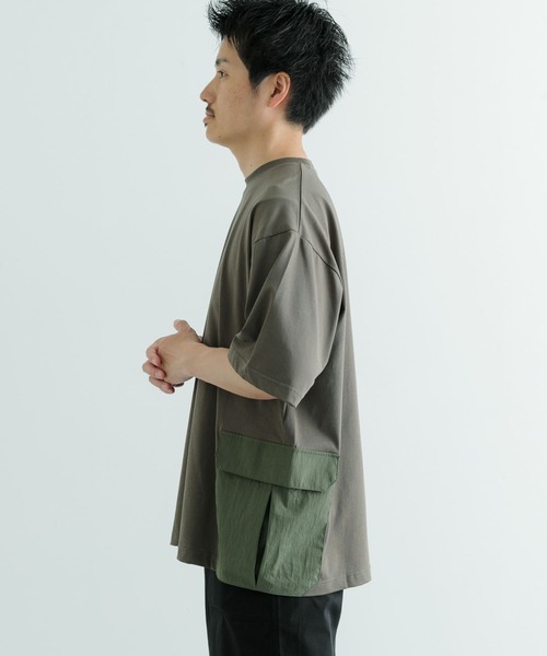 ITEMS URBANRESEARCH（アイテムズ アーバンリサーチ）の「『XLサイズあり』サイドポケットキリカエ クルーネックTシャツ（Tシャツ/カットソー・メンズ・ブラック/チャコールグレー/ベージュ/カーキ・MEDIUM/LARGE/X-LARGE）」の19枚目の写真