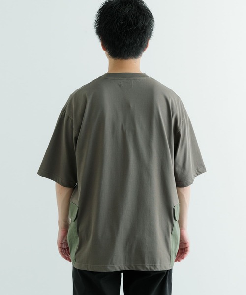 ITEMS URBANRESEARCH（アイテムズ アーバンリサーチ）の「『XLサイズあり』サイドポケットキリカエ クルーネックTシャツ（Tシャツ/カットソー・メンズ・ブラック/チャコールグレー/ベージュ/カーキ・MEDIUM/LARGE/X-LARGE）」の20枚目の写真
