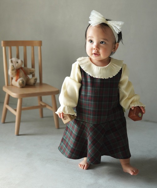 MAKE YOUR DAY（メイクユアデイ）の「フリル付きリブロンパース（ロンパース・キッズ・ピンク/アイボリー/モカ・80/70）」の5枚目の写真