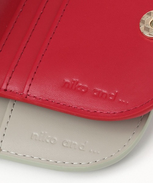 niko and...（ニコアンド）の「オリジナルスタッズ二つ折り財布（財布・レディース・ブラック/グリーン/レッド/シルバー/ゴールド・0）」の18枚目の写真