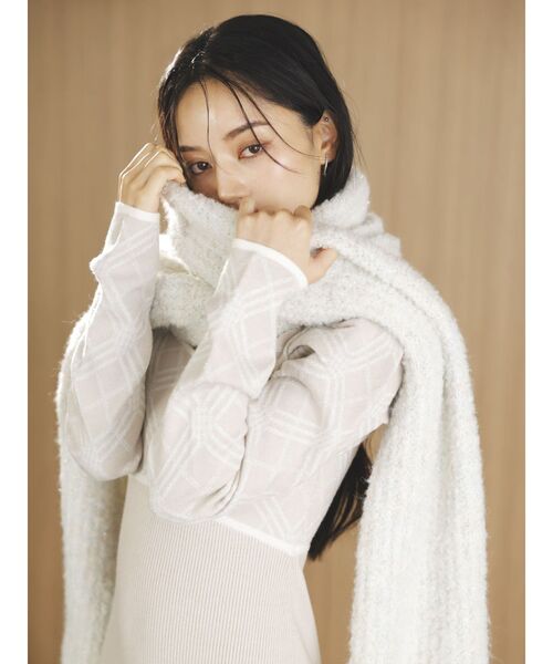 dazzlin（ダズリン）の「キャンディカラービッグマフラー（マフラー・レディース・アイボリー/ブラック/ピンク/オレンジ/グリーン/ブルー/パープル/ライトブルー・FREE）」の20枚目の写真