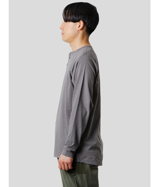 narifuri（ナリフリ）の「NFC アクティブメッシュヘンリーネック長袖Tシャツ（Tシャツ/カットソー・メンズ・チャコール/カーキ・MEDIUM/X-LARGE/SMALL/LARGE）」の9枚目の写真