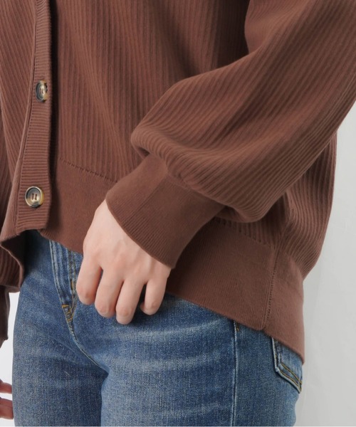 LUCA/LADY LUCK LUCA(ルカ/レディラックルカ)の「LC/LLL スウェディッシュリブカーディガン / コットンVネックカーディガン(カーディガン/ボレロ・レディース・ブラック/ブルー/ブラウン・FREE)」の6枚目の写真