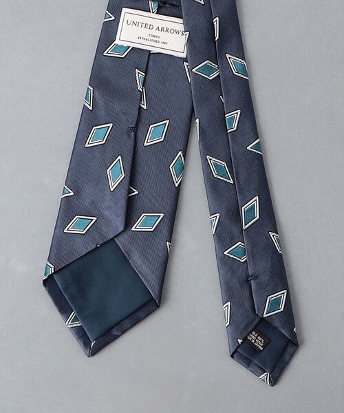UNITED ARROWS(ユナイテッドアローズ)の「コモン ジャカード ネクタイ(ネクタイ・メンズ・ライトブルー/ダークブラウン/ネイビー・FREE)」の5枚目の写真