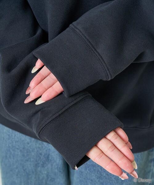 FREAK'S STORE（フリークスストア）の「限定展開　別注/Mickey Mouse/ミッキーマウス　刺繍スウェット（スウェット・レディース・ブラック/ブルーグレー/杢グレー/ナチュラル・ﾌﾘ-）」の20枚目の写真