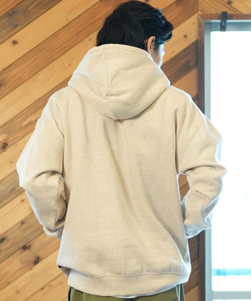 VOLCOM(ボルコム)の「VOLCOM/ボルコム パーカー/プルオーバー ブランドロゴ A4132419(パーカー・メンズ・ベージュ/ブラック・S/M/L/XL)」の15枚目の写真