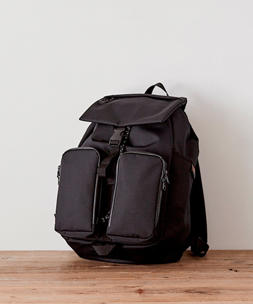 beruf baggage（ベルーフバゲッジ）の「ベルーフ/トップフラップ バックパック メイドインジャパン（バックパック/リュック・メンズ・ネイビー/グリーン/ブラック/ワイン/ライトグレー/キャメル・FREE）」の2枚目の写真