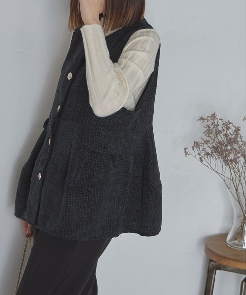 【セール】ゴールド釦ツイードペプラムベスト（ベスト）｜each（イーチ）