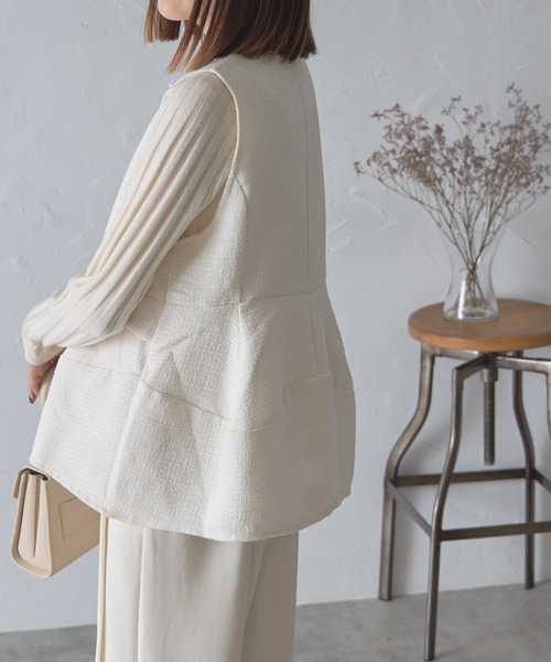 【セール】ゴールド釦ツイードペプラムベスト（ベスト）｜each（イーチ）