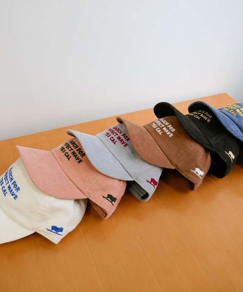 The Endless Summer(エンドレスサマー)の「【WEB / FLAG SHOP限定】HAND LOGO EMB CORDUROY CAP / キャップ(キャップ・メンズ・ブラック/ダークグリーン/ベージュ/ネイビー/ブラウン/ピンク/オフホワイト/ワイン/チャコール/ライトグレー/ホワイト/ピンク系その他2/モカ/オリーブ/ブルーグレー・FREE)」の20枚目の写真