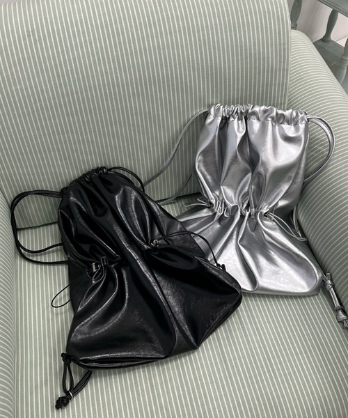 Birthday room（バースデイルーム）の「フェイクレザー