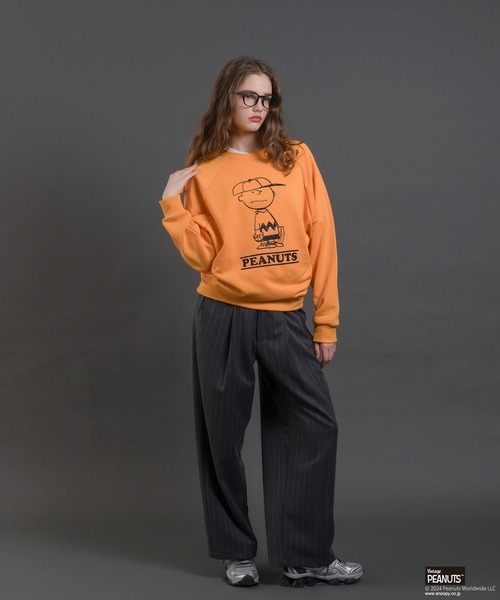 MUHET(ミュエータ)の「【PEANUTS / SNOOPY】ラグランスウェット(スウェット・レディース・杢グレー/ブルー/ブラック/オレンジ・SMALL/MEDIUM/LARGE)」の9枚目の写真
