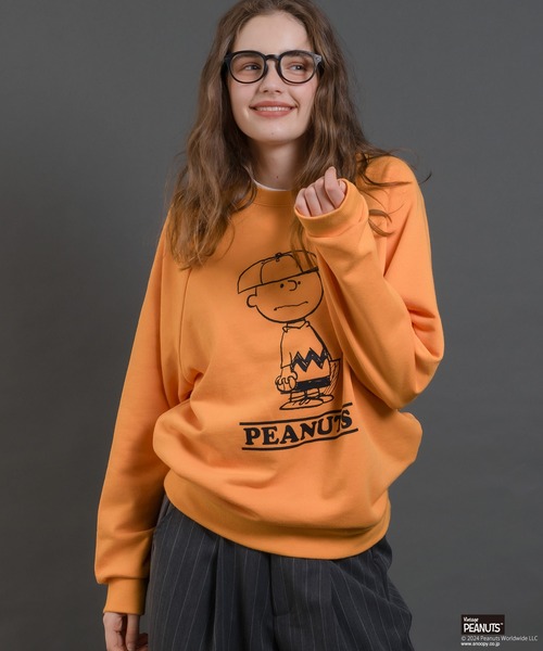 MUHET(ミュエータ)の「【PEANUTS / SNOOPY】ラグランスウェット(スウェット・レディース・杢グレー/ブルー/ブラック/オレンジ・SMALL/MEDIUM/LARGE)」の5枚目の写真