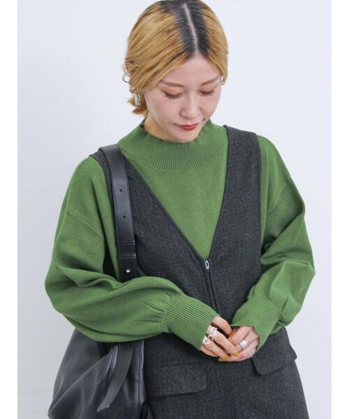 Samansa Mos2 blue（サマンサモスモスブルー）の「【Hug Knit】ボリューム袖ハイネックプルオーバー（ニット/セーター・レディース・ブラック/ライトベージュ/グリーン/トップグレー/ブルー・F）」の4枚目の写真