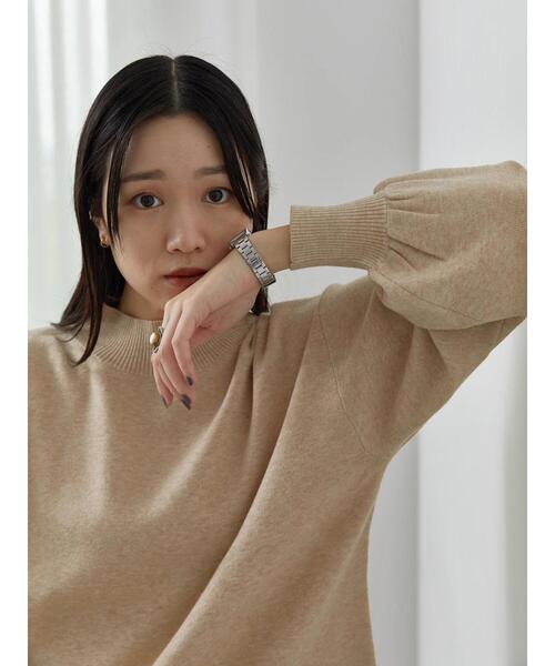 Samansa Mos2 blue（サマンサモスモスブルー）の「【Hug Knit】ボリューム袖ハイネックプルオーバー（ニット/セーター・レディース・ブラック/ライトベージュ/グリーン/トップグレー/ブルー・F）」の12枚目の写真