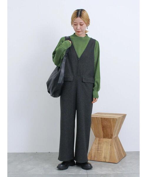 Samansa Mos2 blue（サマンサモスモスブルー）の「【Hug Knit】ボリューム袖ハイネックプルオーバー（ニット/セーター・レディース・ブラック/ライトベージュ/グリーン/トップグレー/ブルー・F）」の21枚目の写真