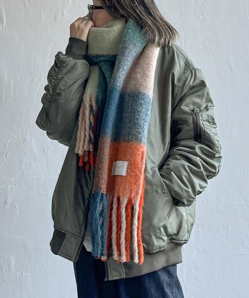 LBC(エルビーシー)の「ブロックチェックストール(ストール/ショール・レディース・オレンジ/ベージュ/グリーン/その他/グレー・FREE)」の4枚目の写真