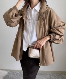 Emma Taylor（エマテイラー）の「2wayライトフレアーマウンテンパーカー（マウンテンパーカー）」