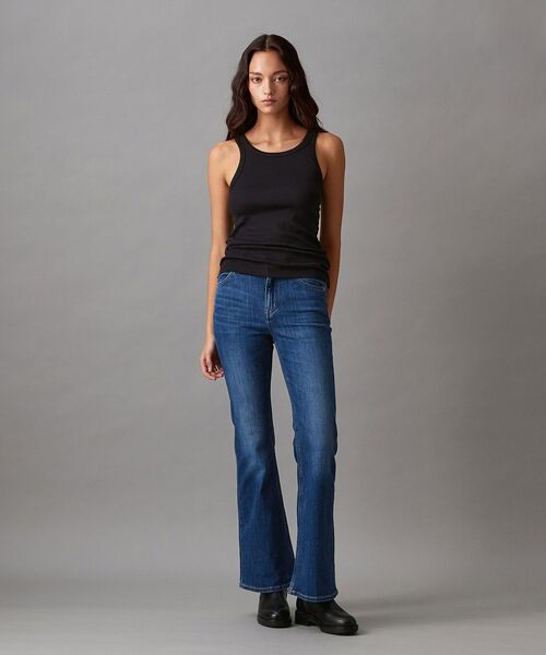 Calvin Klein(カルバン・クライン)の「コットンカウンターリブタンクトップ(タンクトップ・レディース・ホワイト/ブラック/ブラック系・M/S/XS)」の5枚目の写真