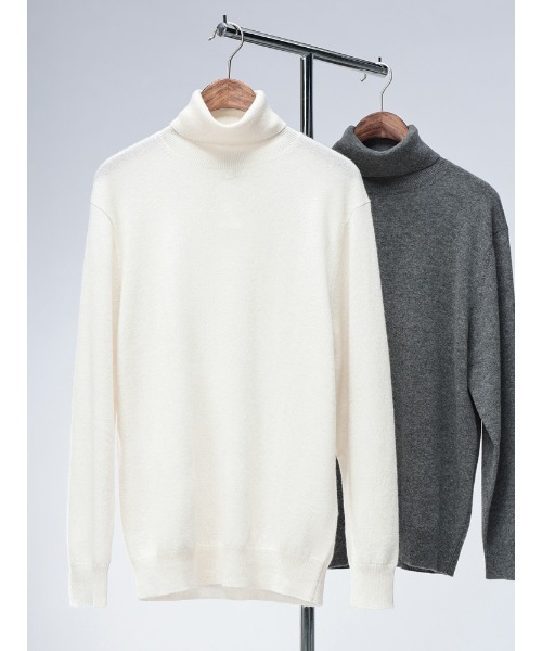 SAKAZEN（サカゼン）の「DESHENG デシェン カシミヤ100％ 無地 タートルネック セーター（ニット/セーター・メンズ・オレンジ/グレー/ブラック/サックスブルー/グレー系その他/アイボリー・LL/M/L）」の2枚目の写真