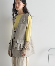 アシメラッフルアクセントベスト