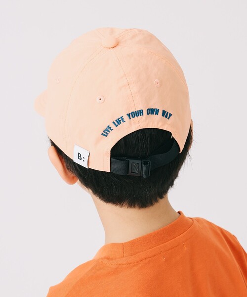 B:MING by BEAMS(ビーミングバイビームス)の「ロングビル キャップ 2025SS(キャップ・キッズ・オレンジ系その他4/オフホワイト/ブラック・ONE SIZE)」の5枚目の写真