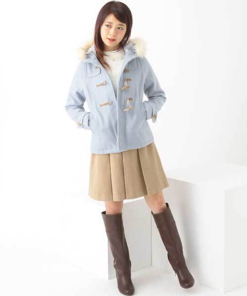 earth music&ecology（アースミュージックアンドエコロジー）の「フルフルダッフルコート（ダッフルコート・レディース・オフホワイト/杢グレー/ブルー/ピンク/レッド/キャメル/グリーン/サックスブルー/イエロー/ネイビー・LARGE/MEDIUM/SMALL）」の5枚目の写真