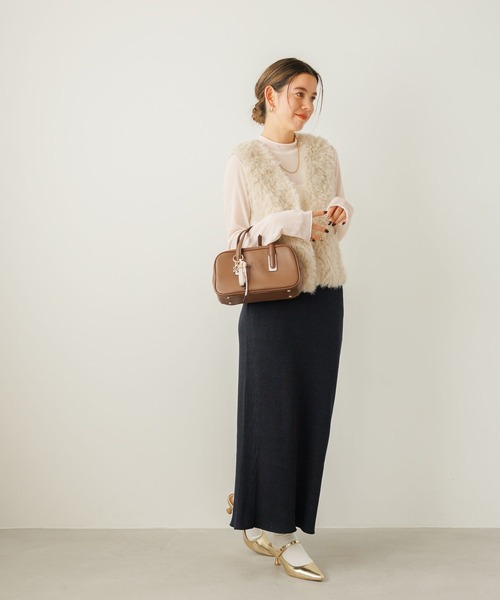 BAYFLOW（ベイフロー）の「[レイヤードスタイルに]シアーハイネックプルオーバー（Tシャツ/カットソー・レディース・オフホワイト/ブラック・FREE）」の4枚目の写真