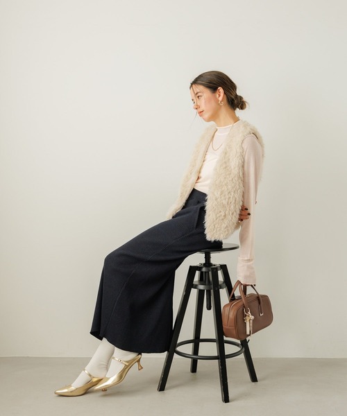 BAYFLOW（ベイフロー）の「[レイヤードスタイルに]シアーハイネックプルオーバー（Tシャツ/カットソー・レディース・オフホワイト/ブラック・FREE）」の5枚目の写真