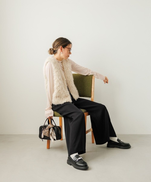 BAYFLOW（ベイフロー）の「[レイヤードスタイルに]シアーハイネックプルオーバー（Tシャツ/カットソー・レディース・オフホワイト/ブラック・FREE）」の16枚目の写真