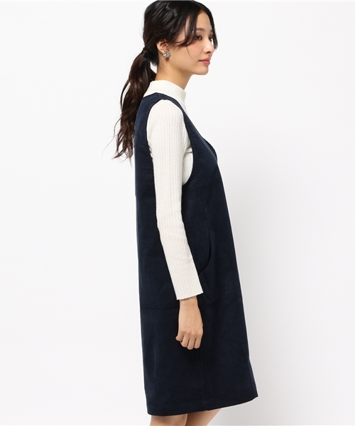 ikka(イッカ)の「ワッフルコーデュロイワンピース(ワンピース・レディース・ネイビー/キャメル・LARGE/MEDIUM)」の4枚目の写真