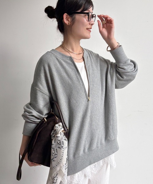 DouDou（ドゥドゥ）の「【新色追加】【インフルエンサー OKOCHI企画】ハーフジップスウェット（スウェット・レディース・アイボリー/グレー/ネイビー/ブラウン/チャコールグレー/オフホワイト/キャメル/カーキ/ライトベージュ/ブラック/ピンク/ベージュ・FREE）」の6枚目の写真