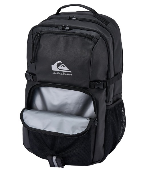 Quiksilver(クイックシルバー)の「W DEFENSER BY THE SE /クイックシルバーロゴバックパック・リュック(バックパック/リュック・メンズ・ブラック・FREE)」の3枚目の写真