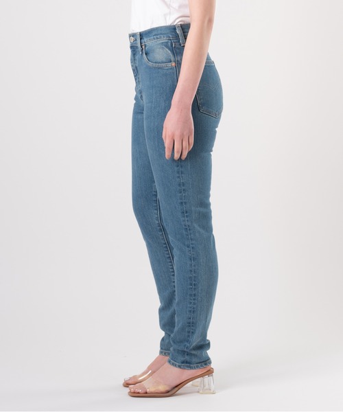 Levi's(リーバイス)の「Levi's/リーバイス BLUETAB(TM) ハイライズスリムジーンズ ミディアムインディゴ MADE IN JAPAN(デニムパンツ・レディース・インディゴブルー・23inch/24inch/25inch/26inch/27inch/28inch)」の13枚目の写真