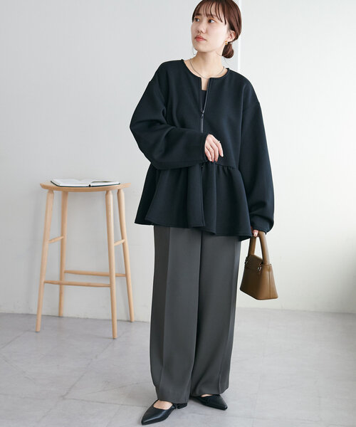 DISCOAT（ディスコート）の「【WEB限定】ペプラムノーカラージャケット（ノーカラージャケット・レディース・ブラック/グレイッシュベージュ/アイボリー/チャコールグレー・FREE）」の8枚目の写真