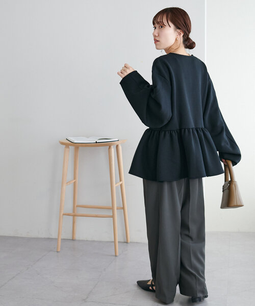 DISCOAT（ディスコート）の「【WEB限定】ペプラムノーカラージャケット（ノーカラージャケット・レディース・ブラック/グレイッシュベージュ/アイボリー/チャコールグレー・FREE）」の10枚目の写真