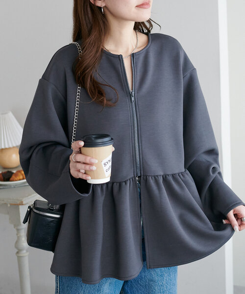 ★エストネーション ペプラム ノーカラージャケット ブラック★ ESTNATION（エストネーション）の「ESTNATION ノーカラーぺプラム