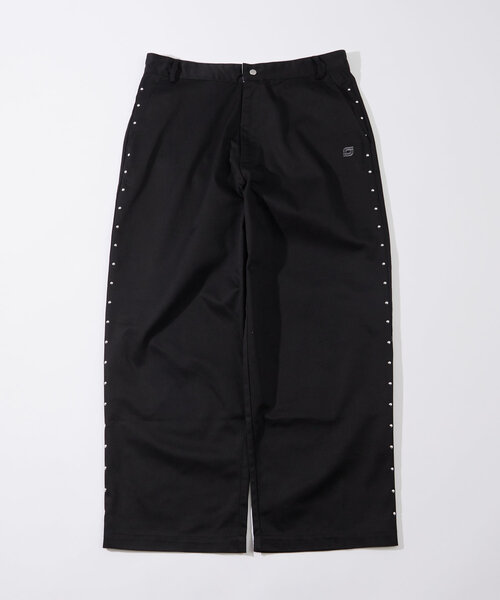 WHO'S WHO gallery（フーズフーギャラリー）の「【Sourcream/サワークリーム】ツイルスタッズパンツ 【セットアップ対応】（チノパンツ・レディース・チャコールグレー/ベージュ/ブラック・LARGE/MEDIUM）」の4枚目の写真