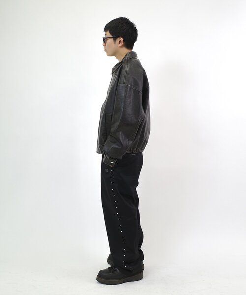 WHO'S WHO gallery（フーズフーギャラリー）の「【Sourcream/サワークリーム】ツイルスタッズパンツ 【セットアップ対応】（チノパンツ・レディース・チャコールグレー/ベージュ/ブラック・LARGE/MEDIUM）」の12枚目の写真