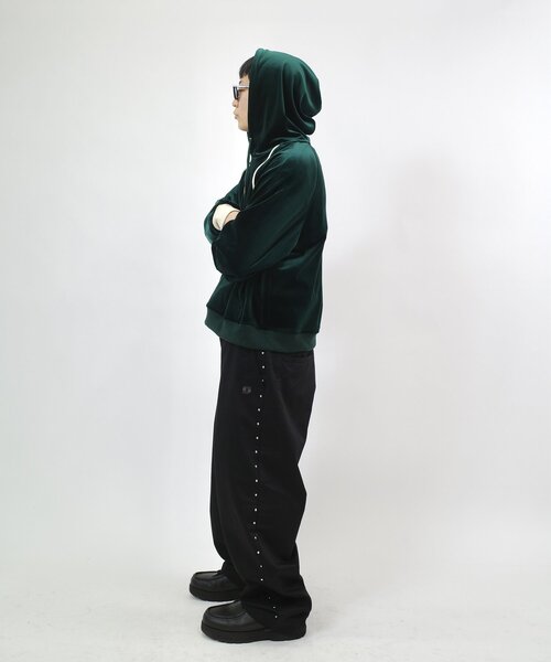 WHO'S WHO gallery（フーズフーギャラリー）の「【Sourcream/サワークリーム】ツイルスタッズパンツ 【セットアップ対応】（チノパンツ・レディース・チャコールグレー/ベージュ/ブラック・LARGE/MEDIUM）」の19枚目の写真