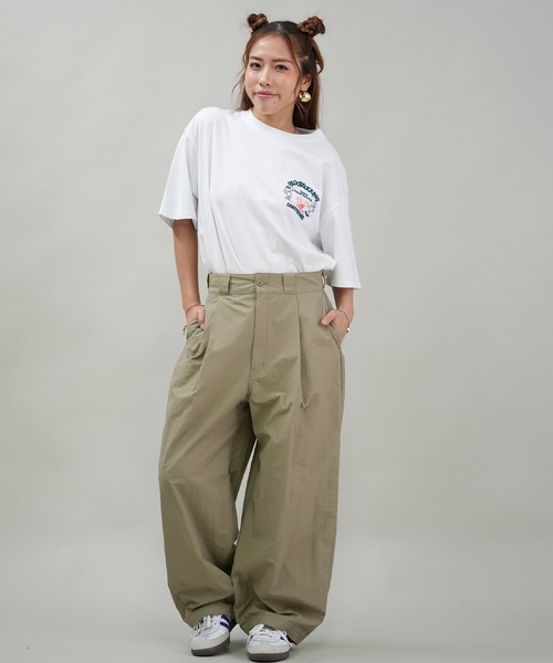 TOY MACHINE(トイ マシーン)の「【ユニセックス】TOY MACHINE/トイマシーン オーバーサイズ/バックプリントTシャツ MTMSFST16(Tシャツ/カットソー・レディース・ホワイト/イエロー/ブラック・M/L)」の4枚目の写真