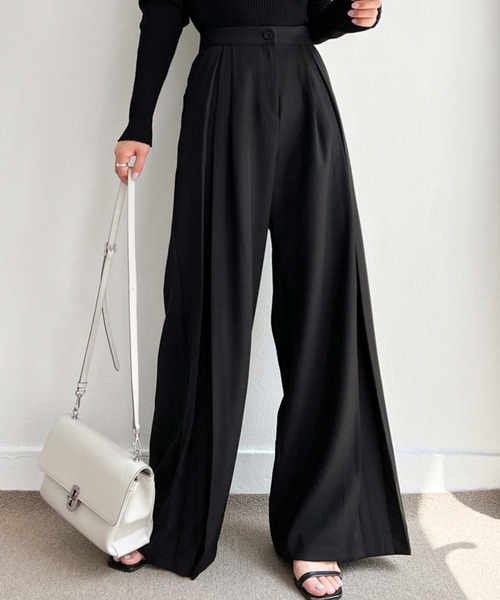 Doula Doula（ドゥーラドゥーラ）の「タックプリーツフレアパンツ（その他パンツ・レディース・ベージュ/ブラック/ホワイト・M/S/L）」の4枚目の写真