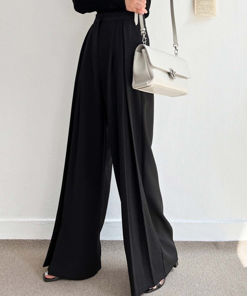 Doula Doula（ドゥーラドゥーラ）の「タックプリーツフレアパンツ（その他パンツ・レディース・ベージュ/ブラック/ホワイト・M/S/L）」の10枚目の写真