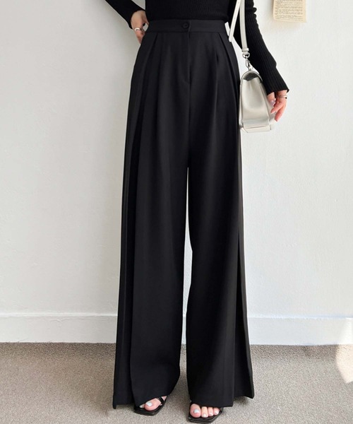 Doula Doula（ドゥーラドゥーラ）の「タックプリーツフレアパンツ（その他パンツ・レディース・ベージュ/ブラック/ホワイト・M/S/L）」の12枚目の写真