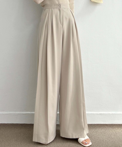 Doula Doula（ドゥーラドゥーラ）の「タックプリーツフレアパンツ（その他パンツ・レディース・ベージュ/ブラック/ホワイト・M/S/L）」の18枚目の写真