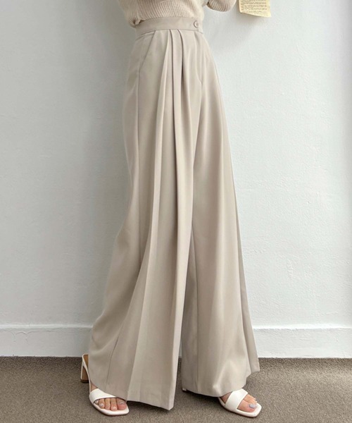 Doula Doula（ドゥーラドゥーラ）の「タックプリーツフレアパンツ（その他パンツ・レディース・ベージュ/ブラック/ホワイト・M/S/L）」の20枚目の写真